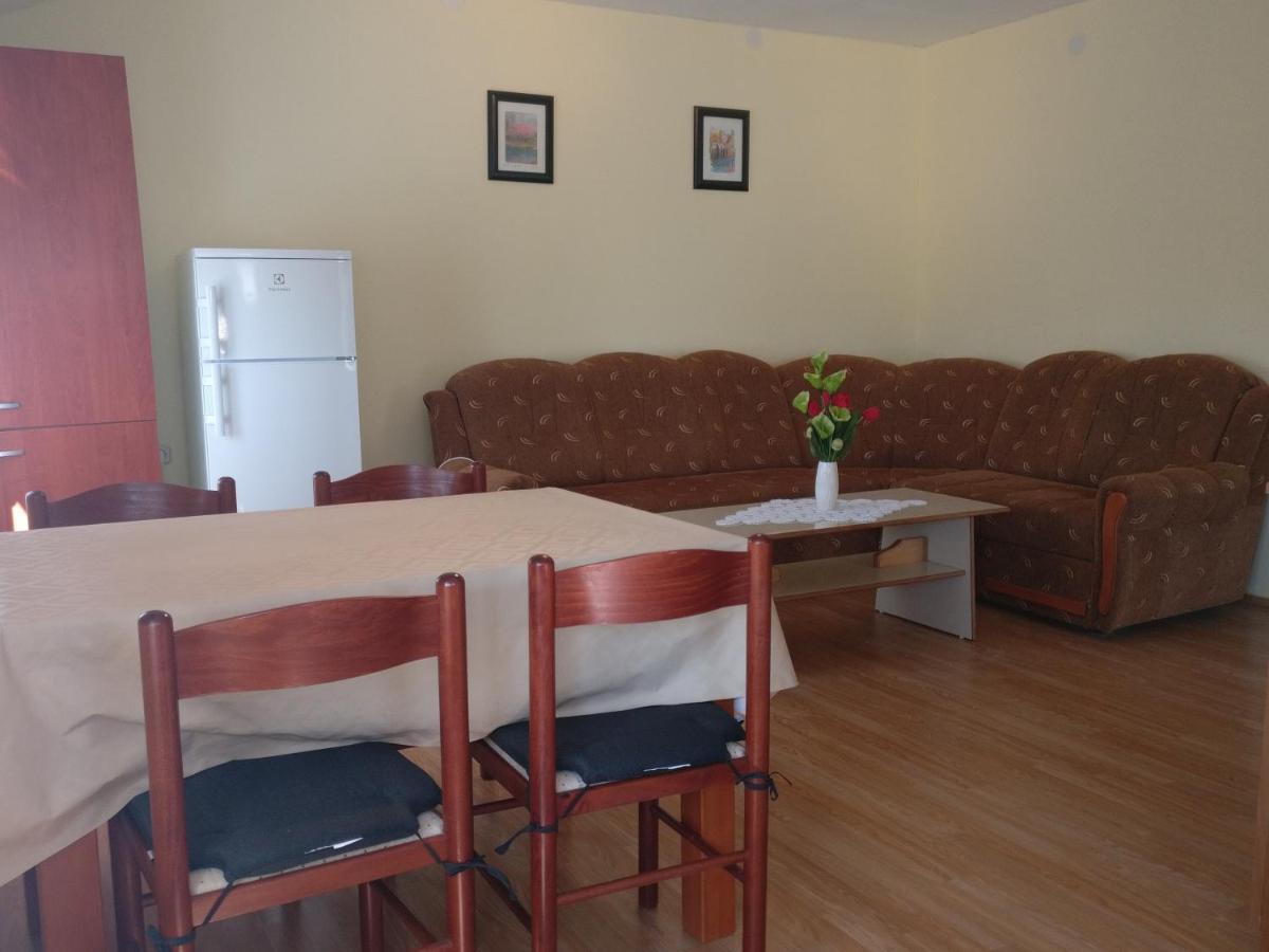 Apartment Bucic Vir Buitenkant foto